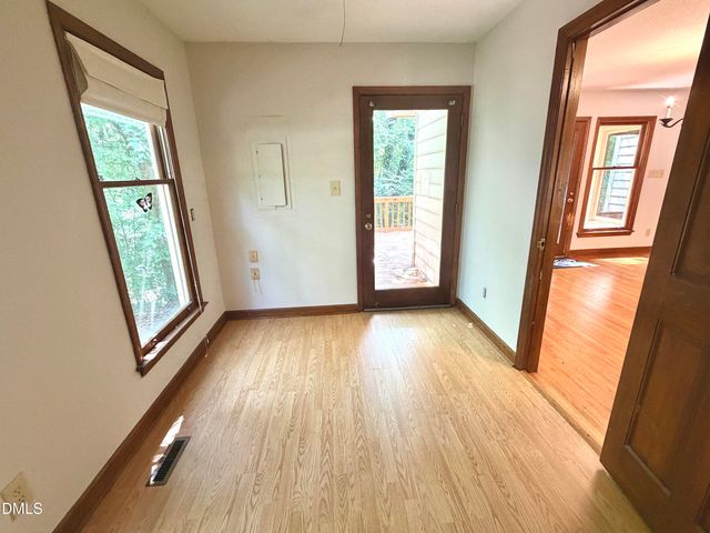 6 Burnwood Place, Chapel Hill, NC 27517
