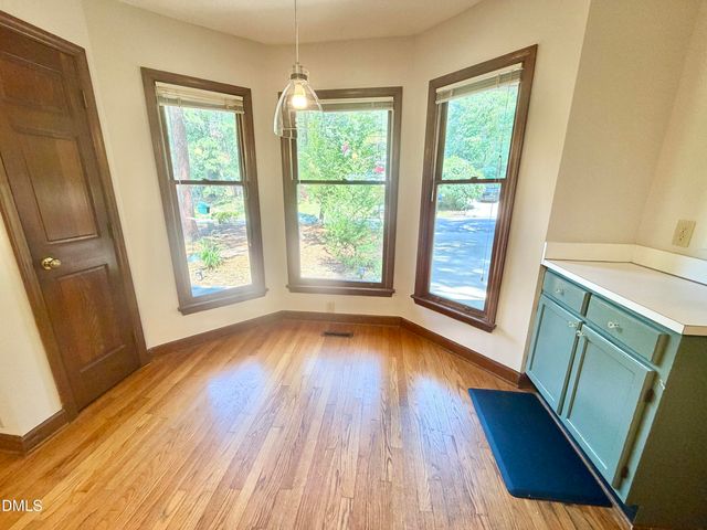 6 Burnwood Place, Chapel Hill, NC 27517