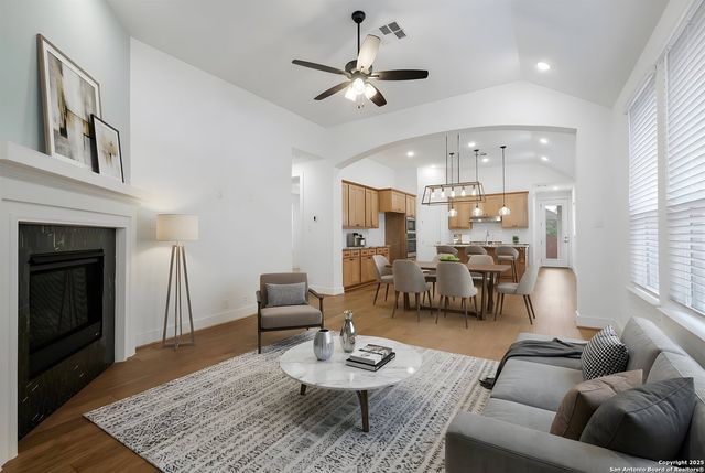 1020 Easy Gruene, New Braunfels, TX 78130