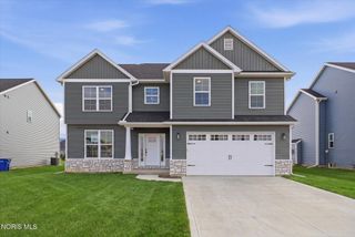 3803 Ten Mile Creek Drive, Sylvania, OH 43560