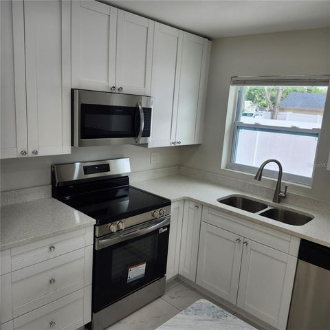 15406 AVALON AVENUE 4, Clearwater, FL 33760
