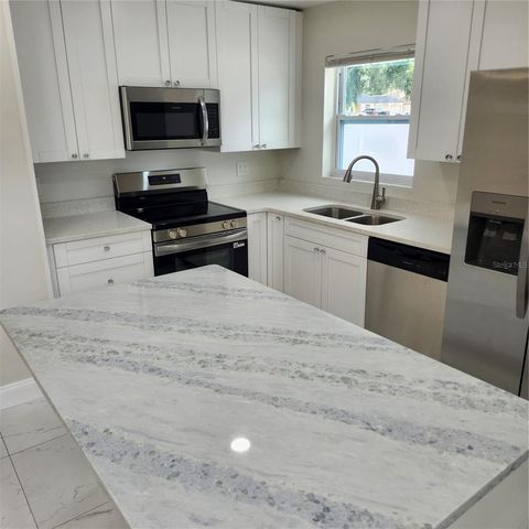 15406 AVALON AVENUE 4, Clearwater, FL 33760