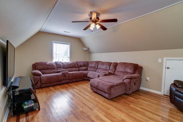 403 Carmel Dr, Murfreesboro, TN 37128