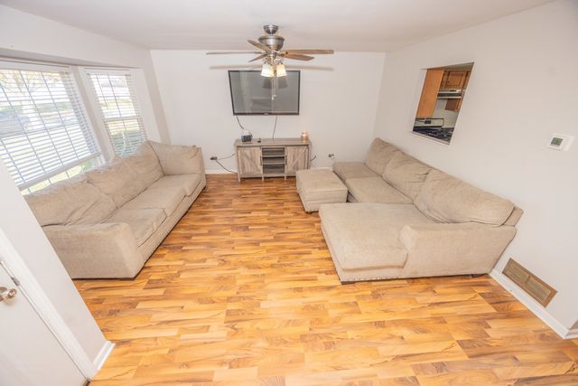 1014 Lindsay Street, Joliet, IL 60431