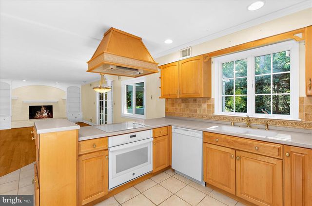 537 DEVONSHIRE CT, Severna Park, MD 21146