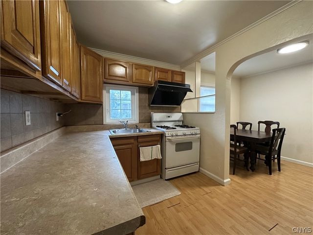 117 Hood Avenue, Syracuse, NY 13208