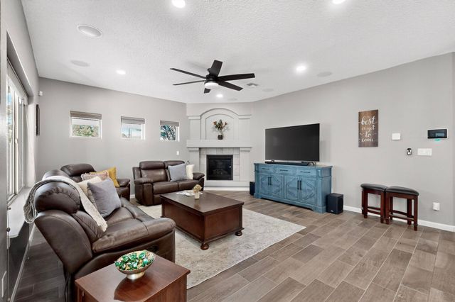 123 Las Medanales Court NE, Rio Rancho, NM 87124