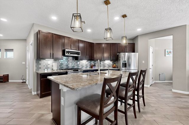 123 Las Medanales Court NE, Rio Rancho, NM 87124