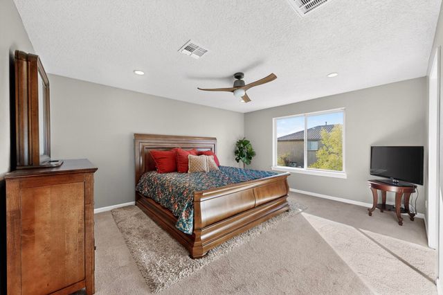 123 Las Medanales Court NE, Rio Rancho, NM 87124