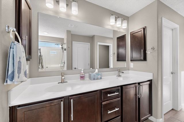 123 Las Medanales Court NE, Rio Rancho, NM 87124