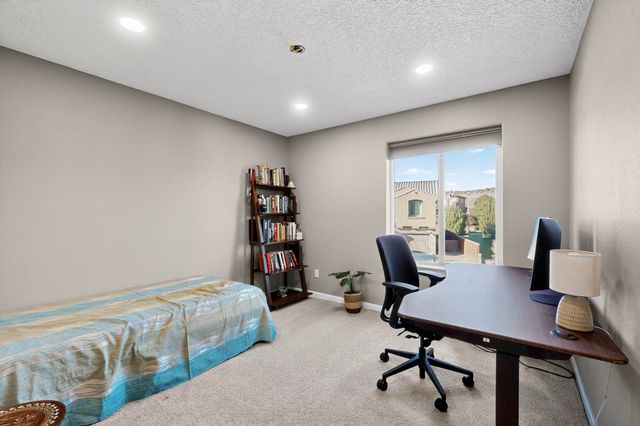 123 Las Medanales Court NE, Rio Rancho, NM 87124