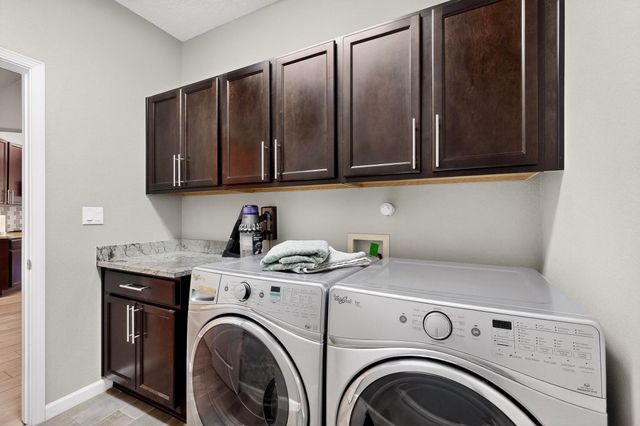 123 Las Medanales Court NE, Rio Rancho, NM 87124