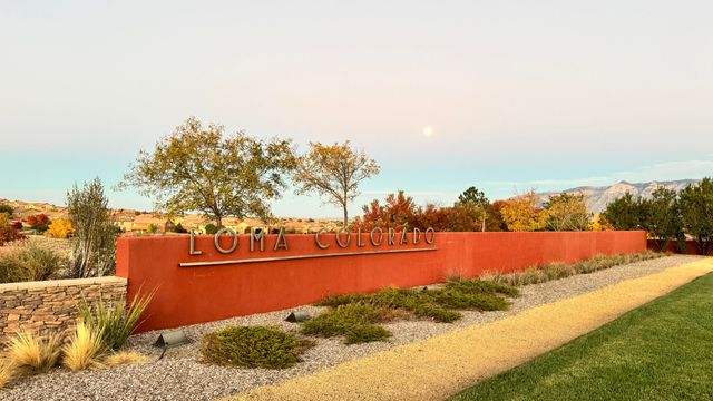 123 Las Medanales Court NE, Rio Rancho, NM 87124