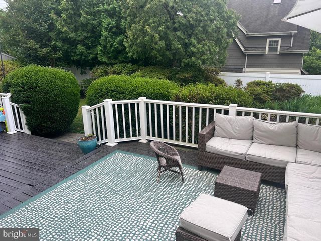 4932 34TH ST N, Arlington, VA 22207