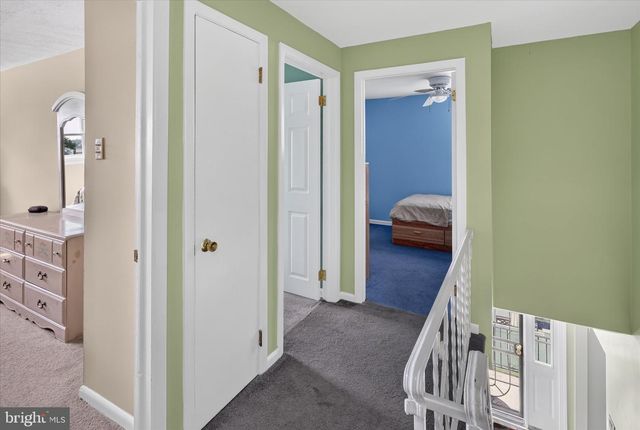 606 ARTWOOD DR, Philadelphia, PA 19115