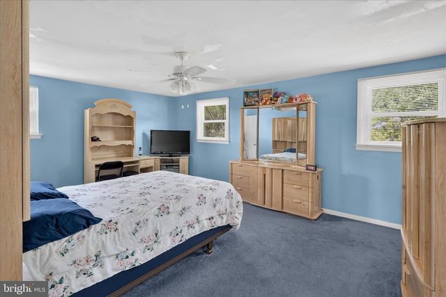 606 ARTWOOD DR, Philadelphia, PA 19115