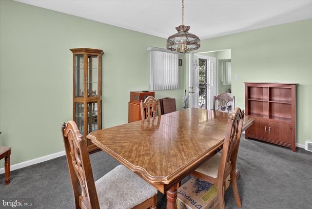 606 ARTWOOD DR, Philadelphia, PA 19115