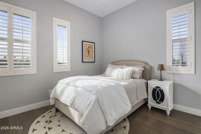 6908 E LYRA Drive, Scottsdale, AZ 85257