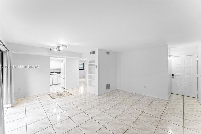 833 West Ave 201, Miami Beach, FL 33139