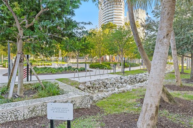 833 West Ave 201, Miami Beach, FL 33139