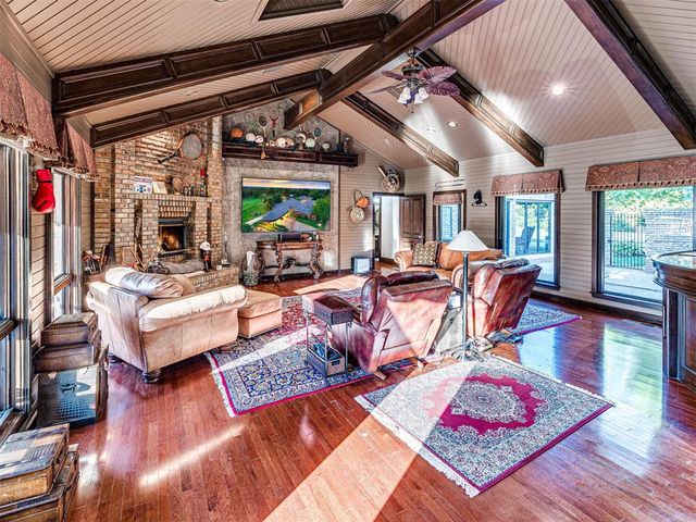2605 Oakcrest Drive, Edmond, OK 73012