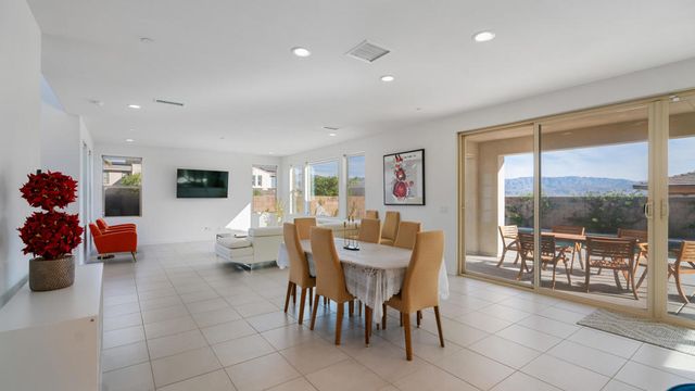 35764 Cannon Drive, Palm Desert, CA 92211