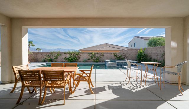 35764 Cannon Drive, Palm Desert, CA 92211