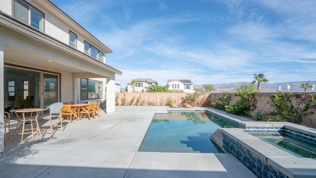 35764 Cannon Drive, Palm Desert, CA 92211
