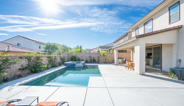 35764 Cannon Drive, Palm Desert, CA 92211