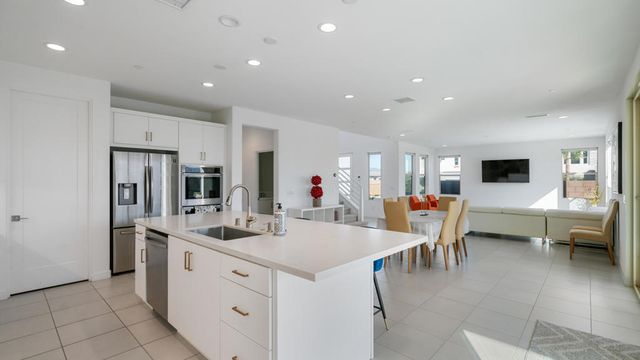 35764 Cannon Drive, Palm Desert, CA 92211