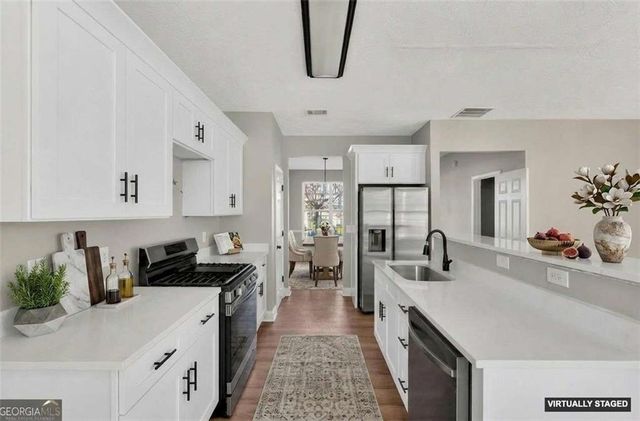 3621 Hutchinson Trace Drive, Cumming, GA 30040