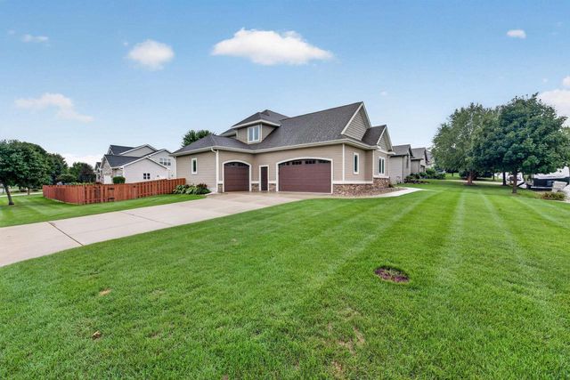 1199 Virdon Drive, Sun Prairie, WI 53590