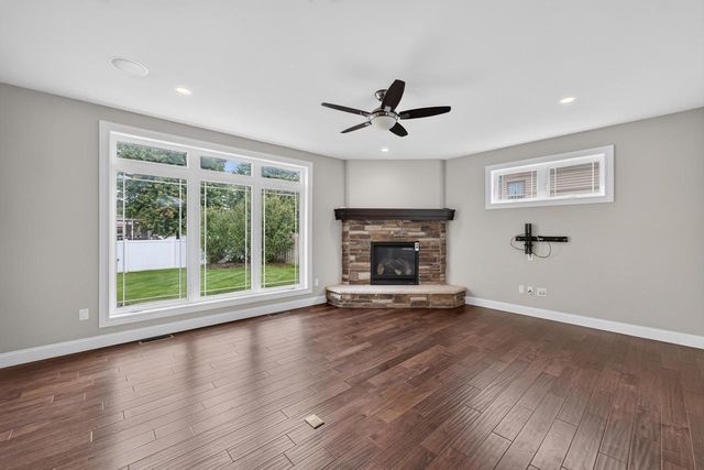 1199 Virdon Drive, Sun Prairie, WI 53590