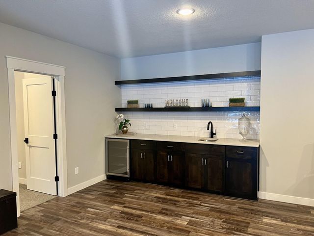 24702 White Pine Circle, Nisswa, MN 56468