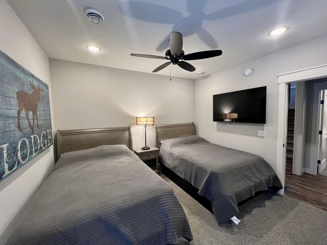 24702 White Pine Circle, Nisswa, MN 56468