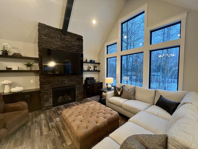 24702 White Pine Circle, Nisswa, MN 56468