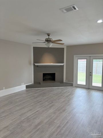 3021 Ranchette Sq, Gulf Breeze, FL 32563
