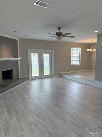 3021 Ranchette Sq, Gulf Breeze, FL 32563