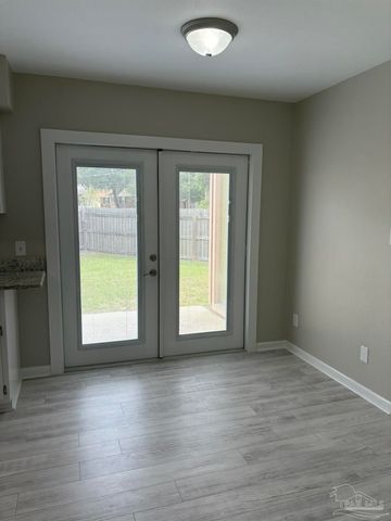 3021 Ranchette Sq, Gulf Breeze, FL 32563