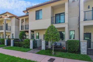 4656 NW 83rd Path 0, Doral, FL 33166