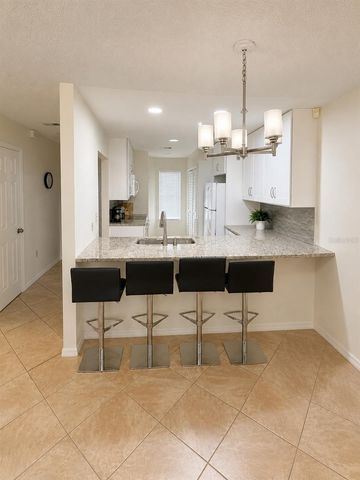 5322 11TH STREET CIRCLE E 5322, Bradenton, FL 34203