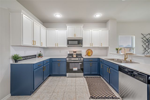 1981 Rainwater Way, Lancaster, TX 75146