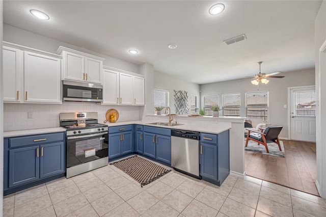 1981 Rainwater Way, Lancaster, TX 75146
