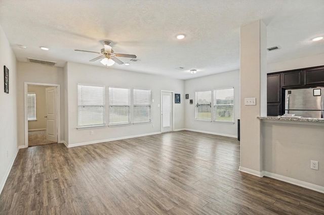 743 Road 5109, Cleveland, TX 77327