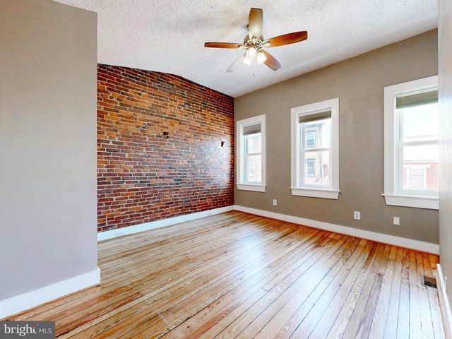 220 S CASTLE ST, Baltimore, MD 21231