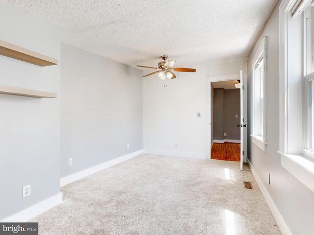 220 S CASTLE ST, Baltimore, MD 21231