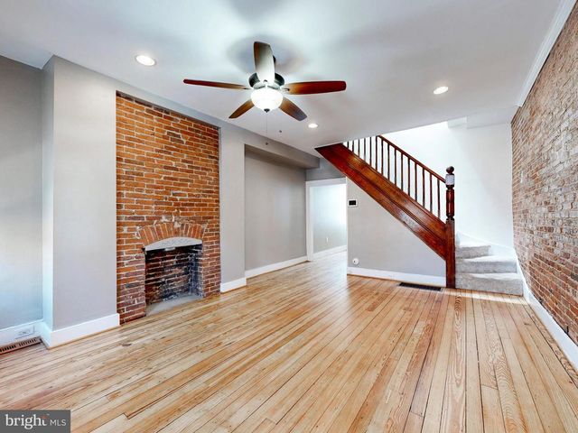 220 S CASTLE ST, Baltimore, MD 21231