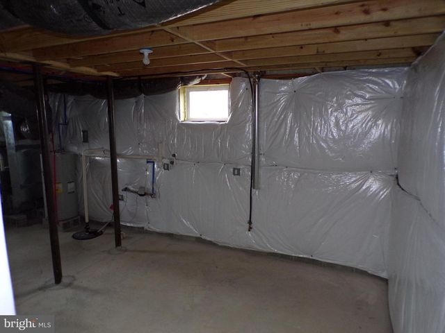 1 MYRTLE AVE, Gloucester City, NJ 08030