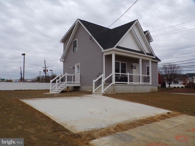 1 MYRTLE AVE, Gloucester City, NJ 08030