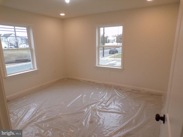 1 MYRTLE AVE, Gloucester City, NJ 08030